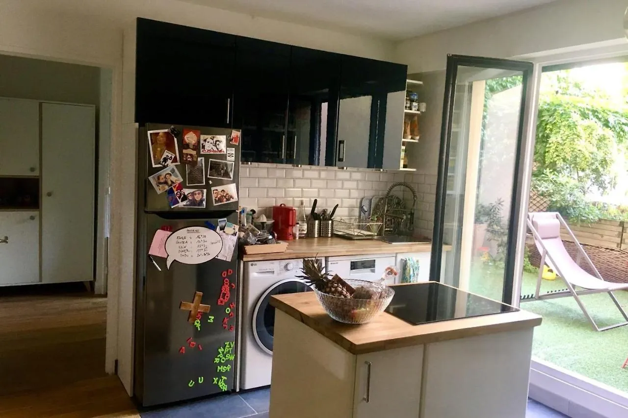 Apartment With Garden Near Montmartre Paris